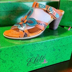 Elite Women's Tan and Teal Mules with Floral Design